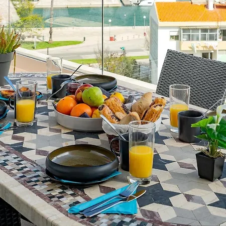 Amazing Marina View, Lagos Luxury Apartment * Lagos